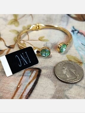 INC Brand New Shiny Gold Tone Hinge Bracelet Mint Green Peridot Faceted Stones